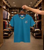 V Neck Print T-Shirt - Image 3